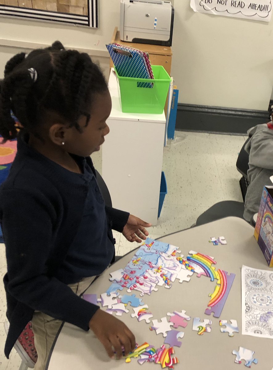 CounselorSoto's tweet photo. Guidance lesson centered around teaching and learning coping skills! #GuidanceLesson #PLSamHouston #PLPrep #PLIgniteTheLight #Yoga #Mindfulness #BodyScanTechniques https://t.co/9cDh1ZgQog