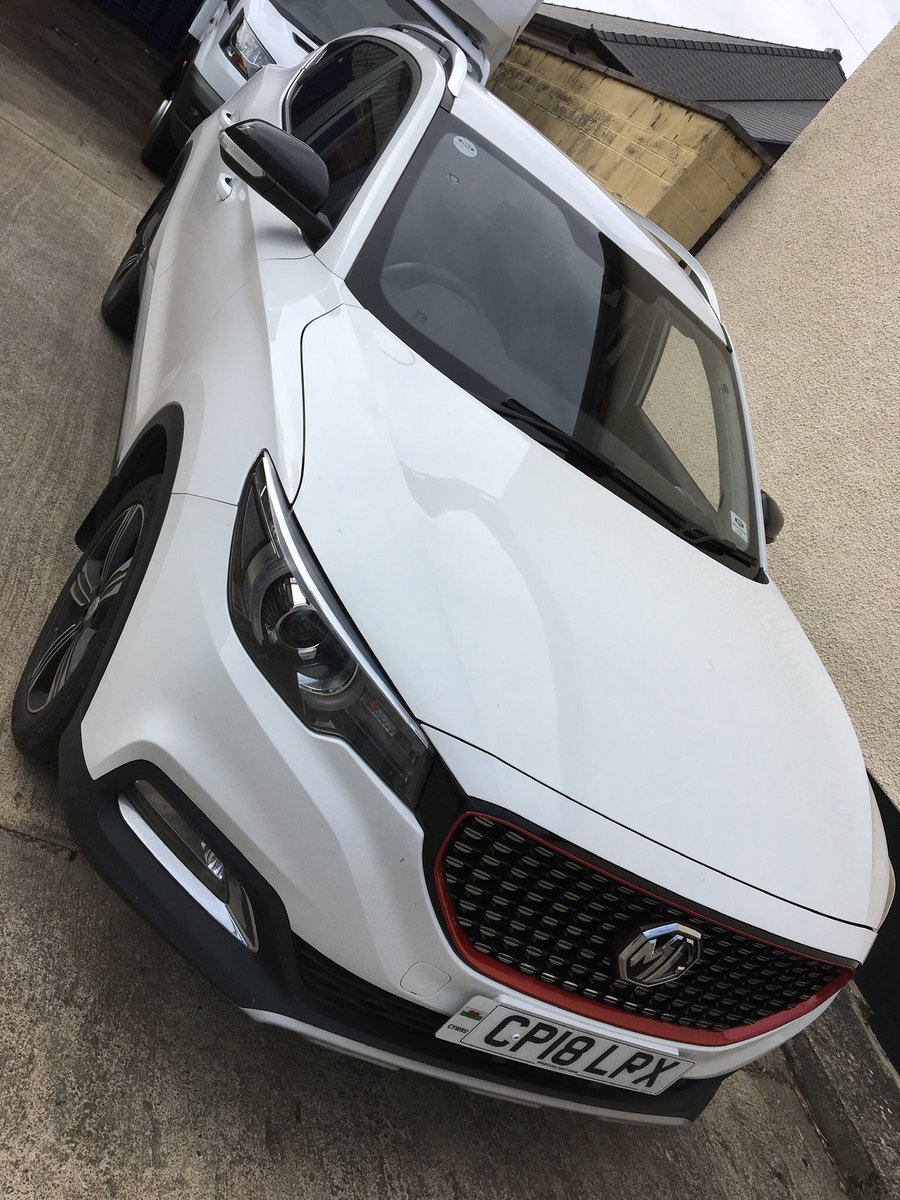 BreconMotors's tweet photo. This Red Sports Grille looks great on the MGZS Exclusive! 👌🏻 https://t.co/xfbuh3E9qL