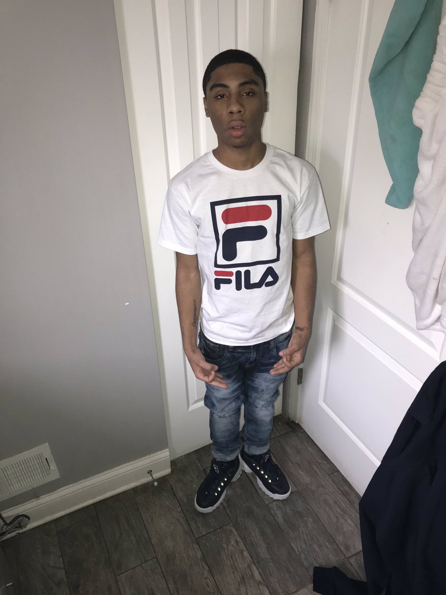 lillj__'s tweet photo. Keep the love give me the loyalty💯🖤 https://t.co/l4hgieIWEy