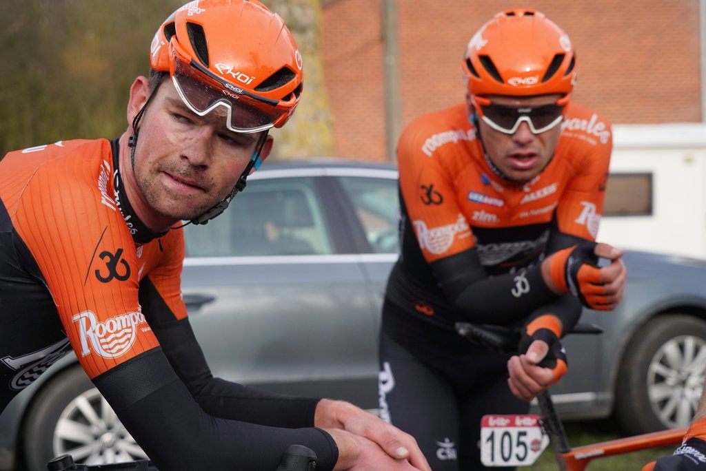 Roompot - Charles Cycling Team tweet media