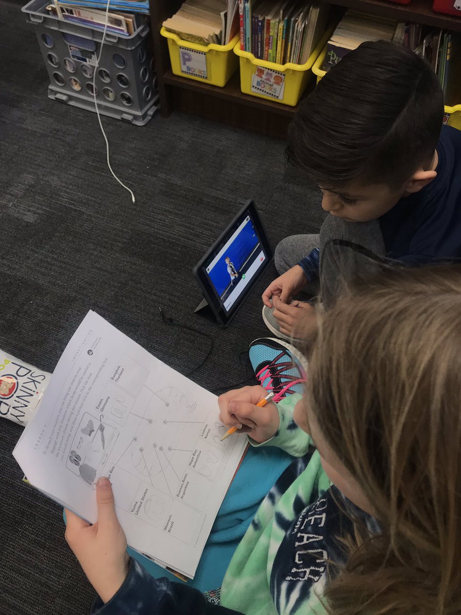 MrsDorfman's tweet image. Students are using their classmate’s weather videos to help them understand climate and weather. #analyzingdata #inspire96