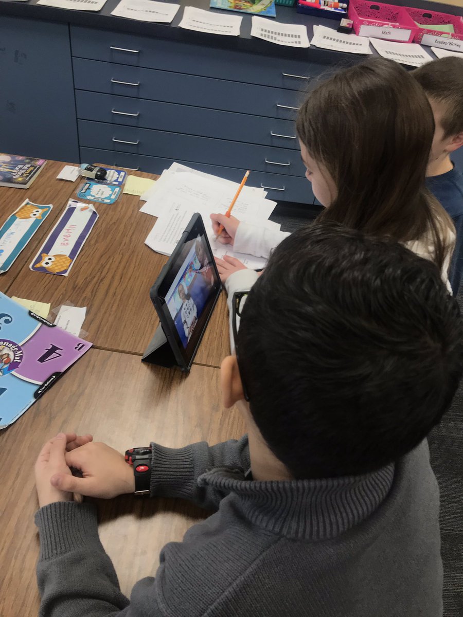 MrsDorfman's tweet image. Students are using their classmate’s weather videos to help them understand climate and weather. #analyzingdata #inspire96