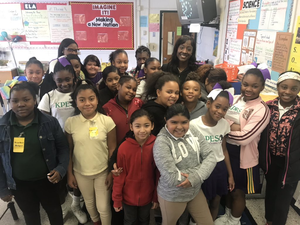 Big Thanks to Judge Camille Banks 🙌🏾 For coming in with the entire look. Also for being so down to earth with our 5th Ladies; using your knowledge of the Judiciary System to Commicate “What’s Right is Right” and “Whats Wrong is Simply just Wrong”!  #BlackExcellence #BlackHistory