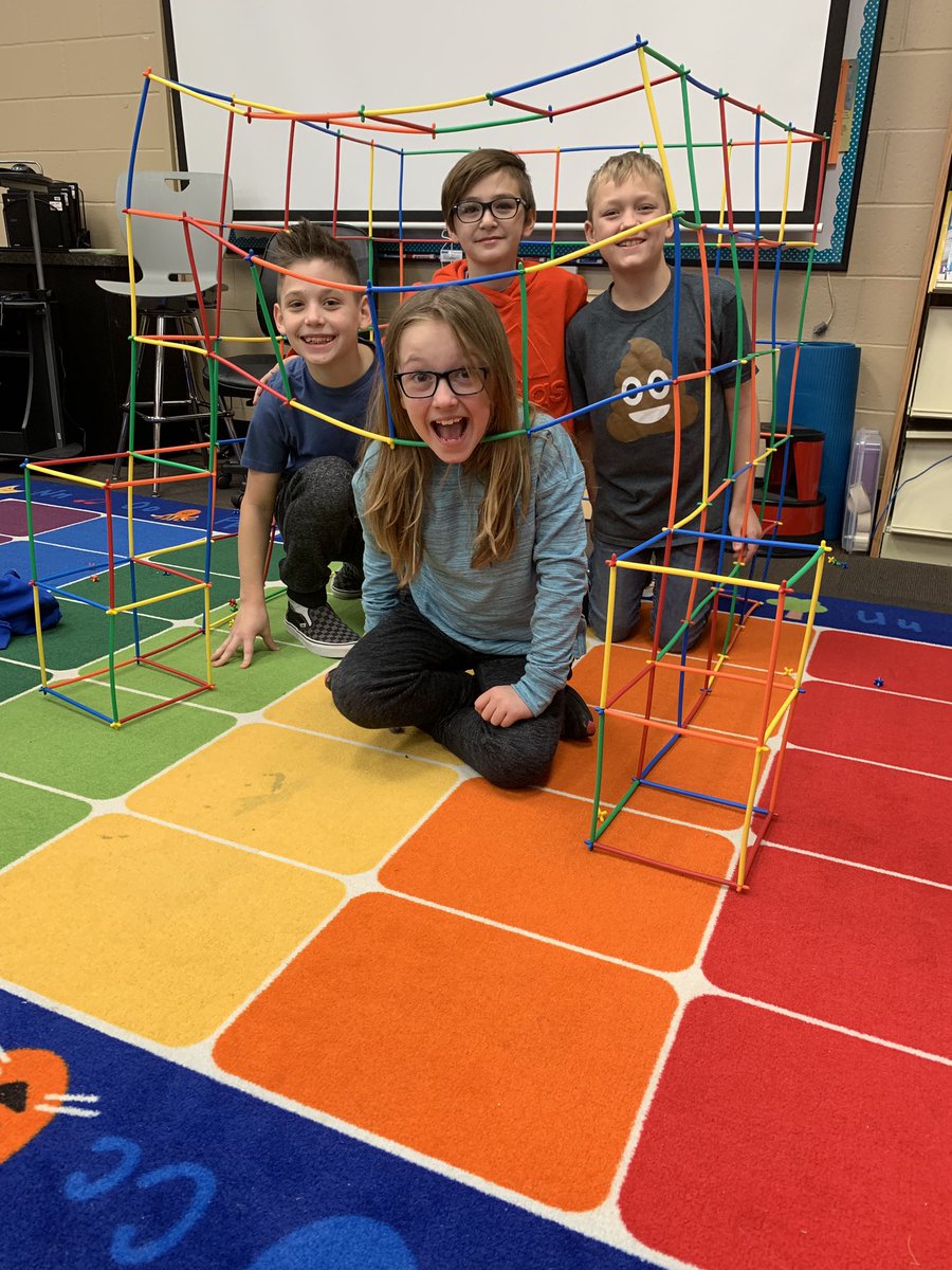 TechieTeacher2's tweet photo. ‘Here’s the man cave rules, Hands off the remote, get the drinks for us, we’re gonna sit back and relax.’ #4thgraders #stem #makerspace #mancave #ldelibrary https://t.co/J5Du5IWxr5