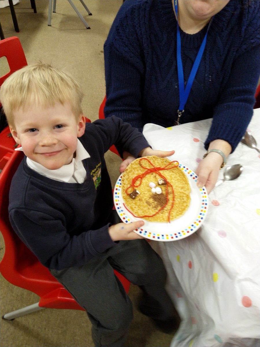 kimberlyPSnews's tweet photo. Pancake Faces at KPS Club. #extendedschool #neverstophavingfun https://t.co/dSgM2gYNNO