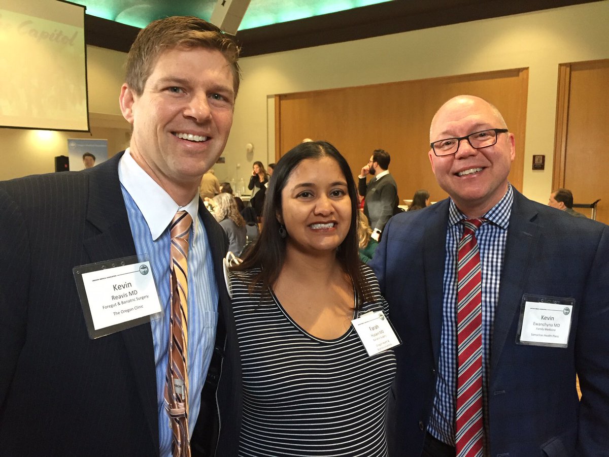 We have to advocate for our profession and our patients.make time for advocacy. Two bariatric surgeons present! #OMALobbyDay @OHSUsurgery <a href="/OHSUNews/">OHSU News</a> <a href="/ORmedicine/">Oregon Medical Assoc</a>