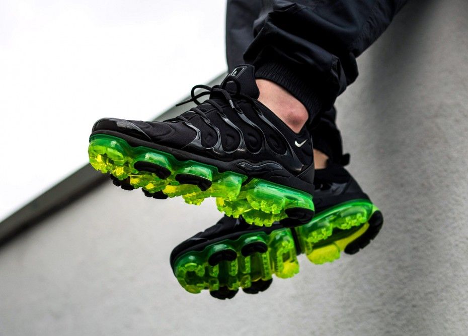 vapormax green sole