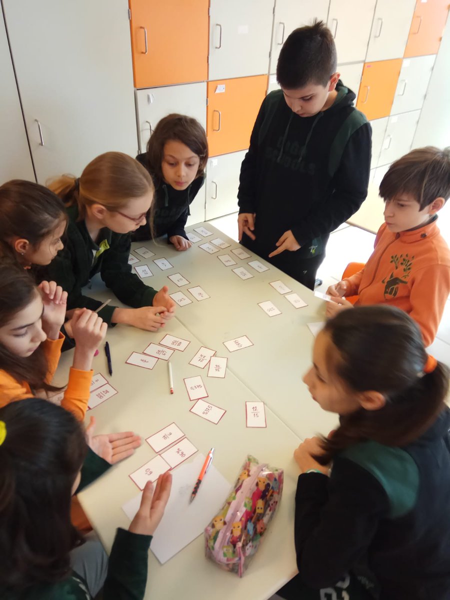 Acıbadem Bilim Doğa Ortaokul Matematik (@acbilim) on Twitter photo 5.sinif öğrencilerimizle kesirler,ondalık kesirler ve yüzdeler konusunun birbiriyle olan bağlantısını pekiştirmek için eşleştir kesirleri oyunumuzu oynadık.
#matematikheryerde <a href="/YelizAyin/">Yeliz Ayin Kayalak</a> <a href="/elvin_oven/">Elvin Öven Güçbilmez</a> 5.sinif öğrencilerimizle kesirler,ondalık kesirler ve yüzdeler konusunun birbiriyle olan bağlantısını pekiştirmek için eşleştir kesirleri oyunumuzu oynadık.
#matematikheryerde <a href="/YelizAyin/">Yeliz Ayin Kayalak</a> <a href="/elvin_oven/">Elvin Öven Güçbilmez</a>