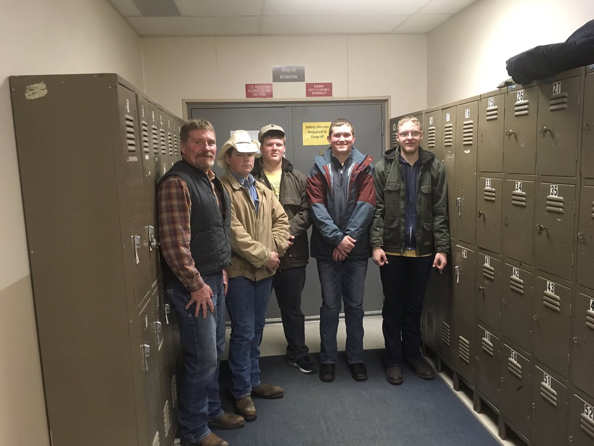 jbienterprises's tweet photo. With the Bruning/Davenport FFA Ag Mech team at SCC-Beatrice for District 5 Contest. Been a blast coaching these young men.  @NebraskaFFA @NEFFAAlumni #agmech #teachingnextgeneration https://t.co/1MAHbnEcXg