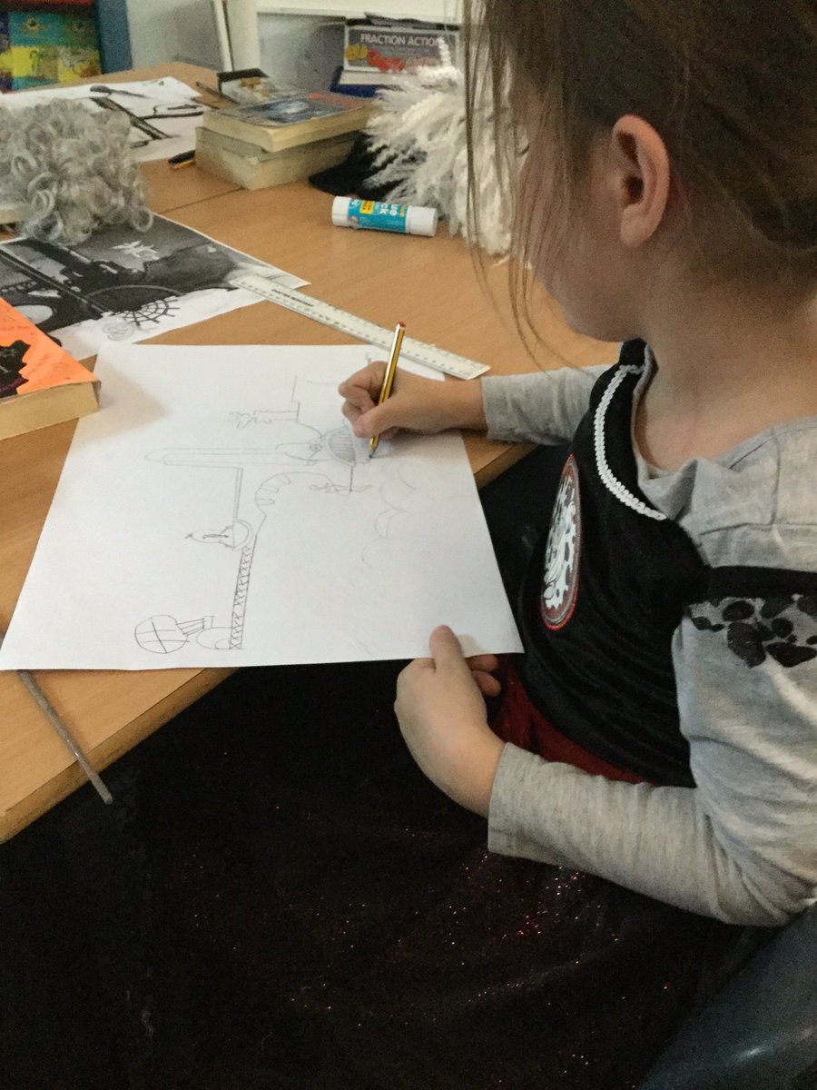 ColeshillHeath's tweet photo. Year 4 were absolutely inspired by Arron Becker's book JOURNEY. It produced some phenomenal book talk and inspired some amazing art work. Have a look at our flying ships! Where are they going? #learningwarriors #loveyear4 @nfowles5 @ealing1 @cebudd4 @cathiewhiting @mrskmgallier https://t.co/R3C08lDJEg