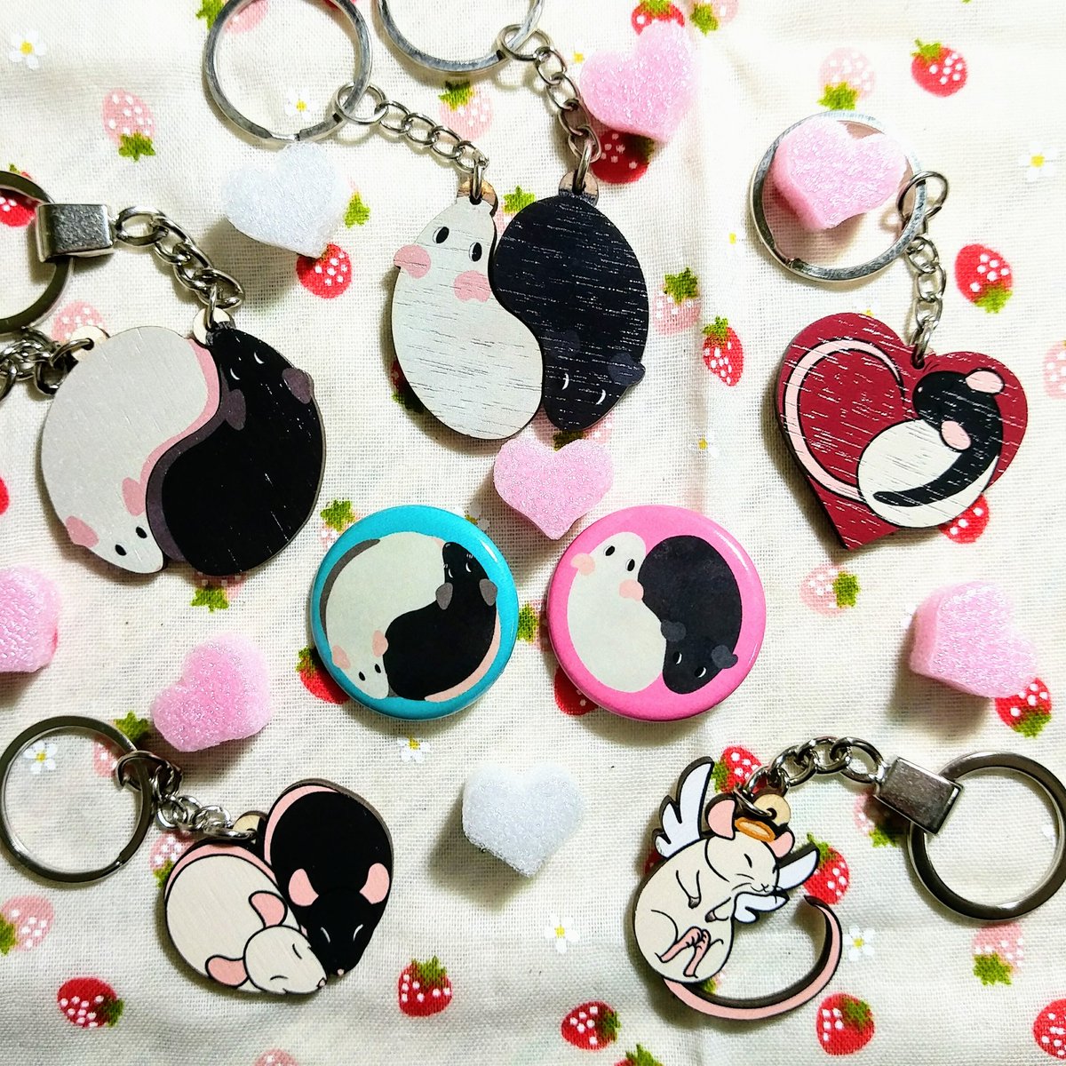 Here's a few of my favourite rat and guinea pig things that I've made ❤️ some available in my etsy store, some will be available in the future! etsy.com/shop/ratfrens