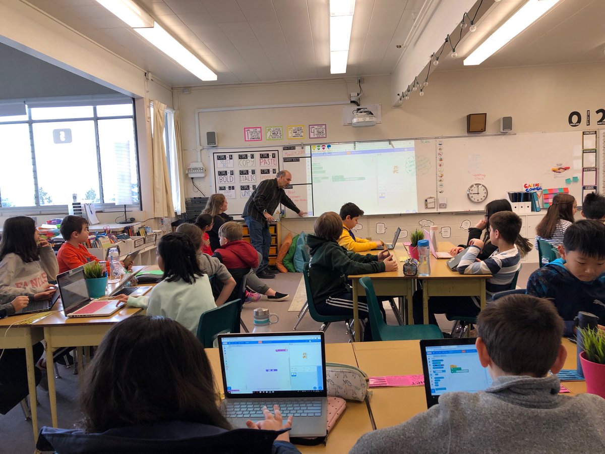 chantaltrudeau's tweet image. Thrilled to get coding instruction from an expert today! #codingquest @maryhfry @chrkennedy @SeanNosek @WestVanSchools