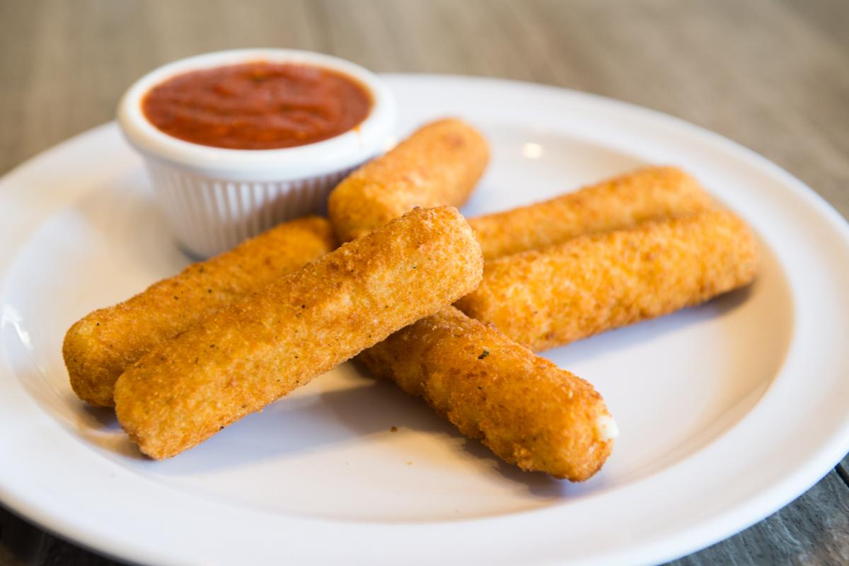 MBeachPizzeria's tweet photo. All you need is love (and food). https://t.co/1xMHbPl4hg