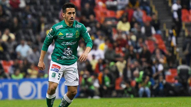 daleleon_mx's tweet photo. EMPRENDEDOR: @5FerNavarro está de manteles largos, pues además de ser titular indiscutible y mostrar un gran nivel de juego, abrió un nuevo negocio en nuestra ciudad.

Acá te contamos todos los detalles. ¿Ya fuiste? #DaleLeón

https://t.co/oQfUNvw1sj https://t.co/nm8a2vo5Hy