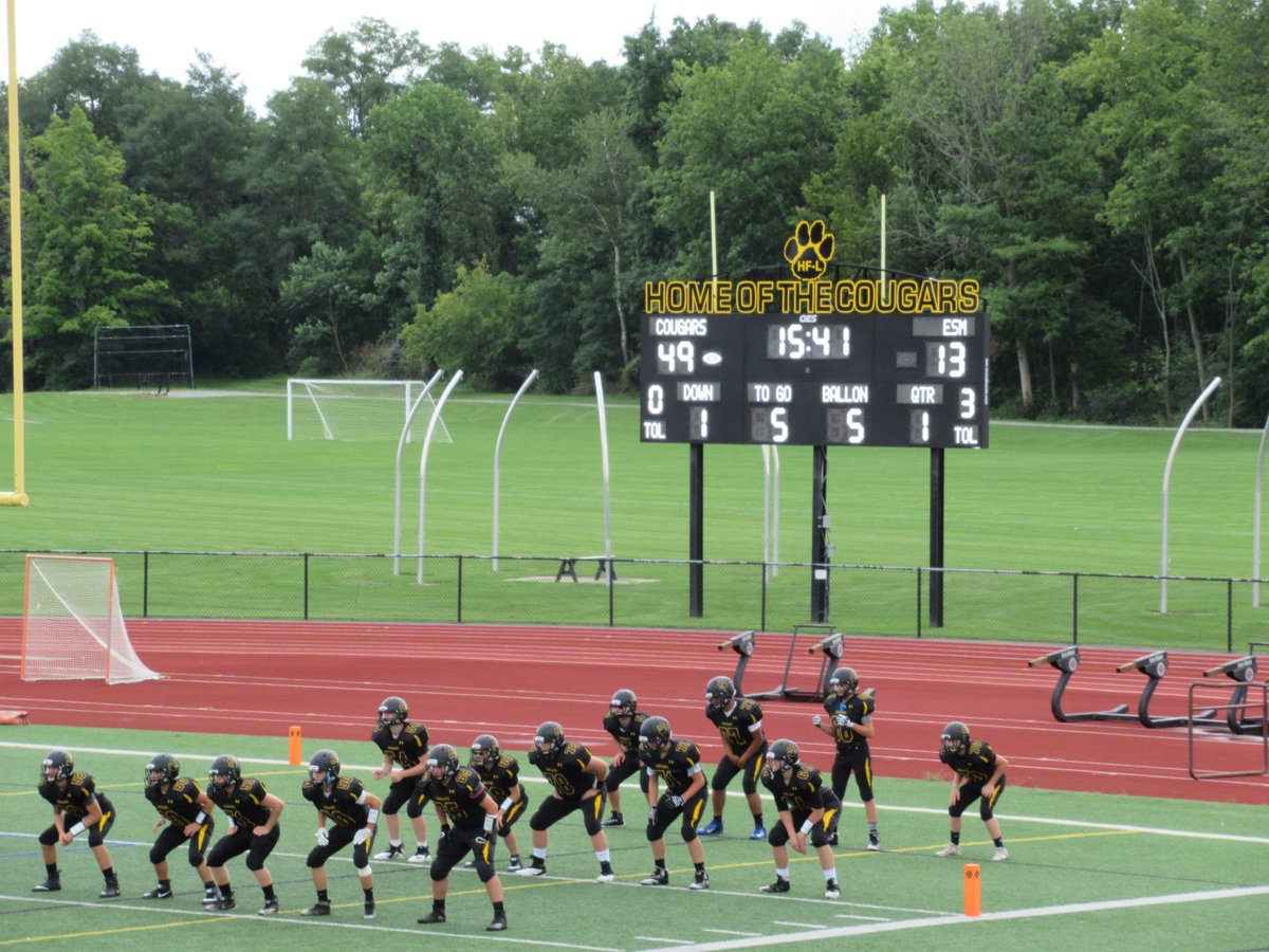 OESscoreboards's tweet photo. Countdown to the @NYSAAA6 conference at the @saratogahilton is on! Make sure you stop by the Scoreboards Etc. #booth17 to talk with Jim Lambe &amp; Dave Toth, 25year veterans of the #scoreboard industry. Let them show you the latest in OES scoring and timing solutions! @NIAAA9100 https://t.co/lljfMCimhp