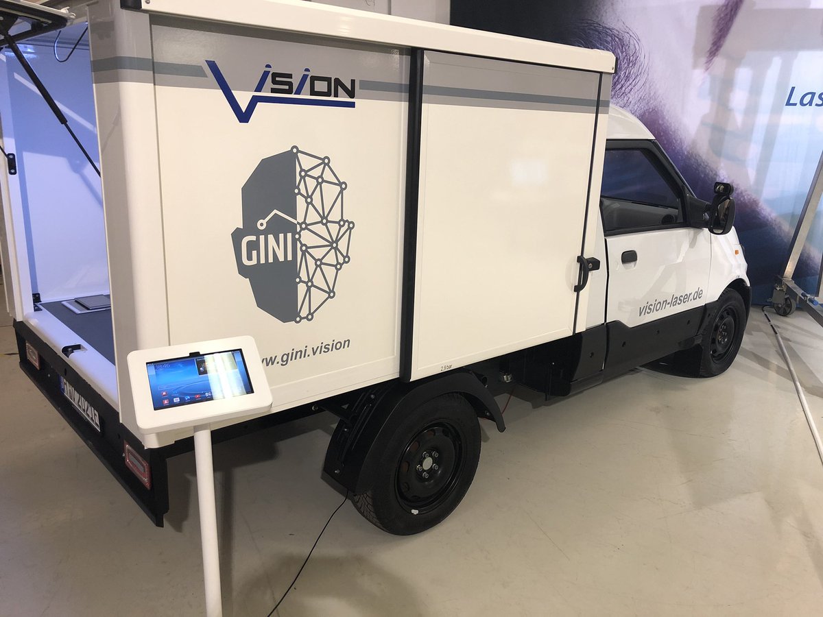 Vision_Laser's tweet photo. Wir freuen uns auf das #robotic Meet-up mit @hannoverimpuls im Werk 2 der @Vision_Laser @FRANKAEMIKA @StreetScooter_ #Digitalisierung #Robotics #Cobots #eMobility #iot #niedersachsen https://t.co/zrmV56SMEh