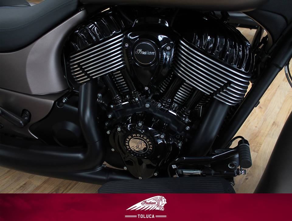 IndianToluca's tweet photo. Si lo que buscas es una potencia excepcional a bajas revoluciones y una marcha suave a cualquier velocidad, la #Chieftain y su motor #ThunderStroke111 es para ti. ¡Solicita tu cotización vía DM! https://t.co/dHR0N9duto