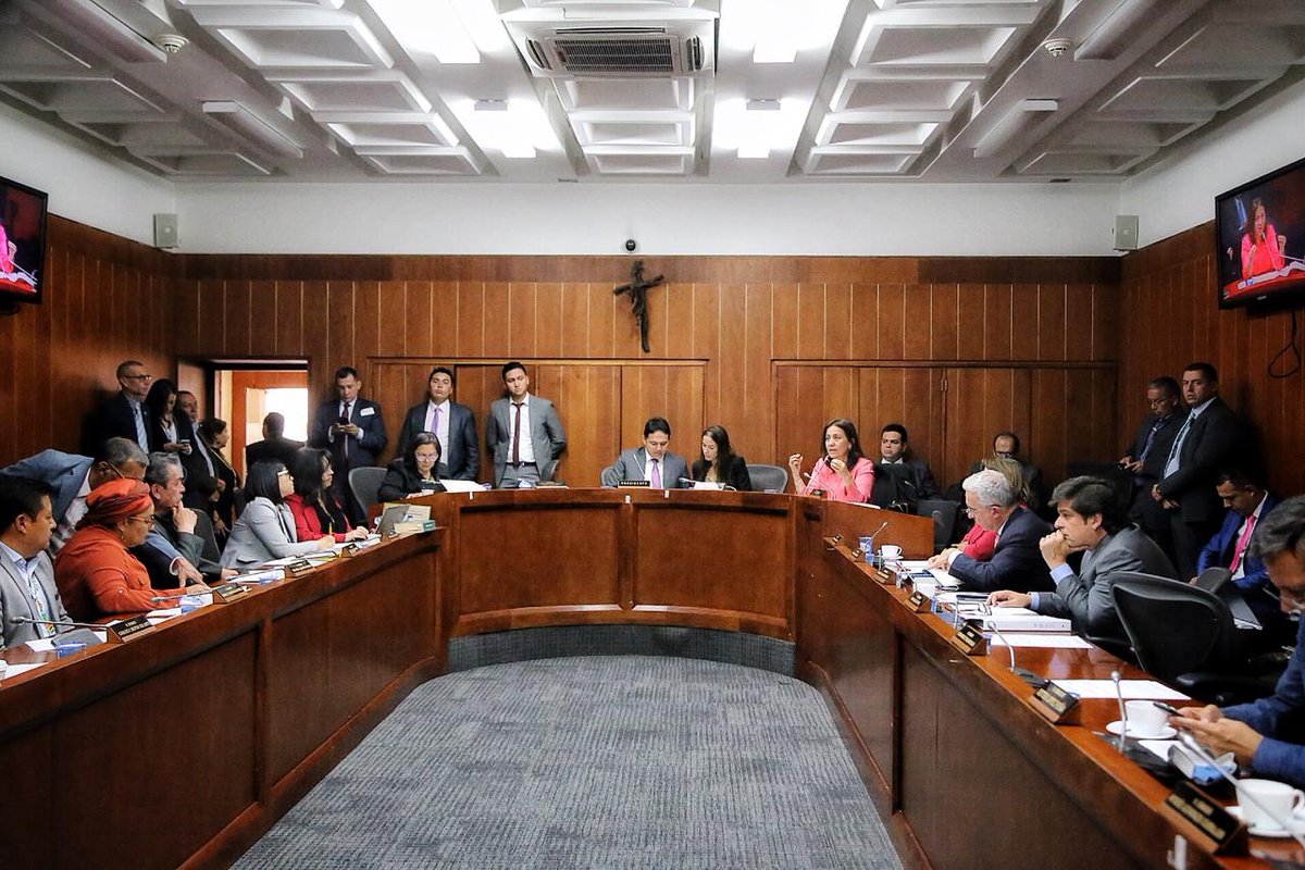 senadormotoa's tweet photo. Observo con preocupación que en este #PND no se establece en la asignación del Plan de Inversiones Públicas, en que se van a invertir los recursos que se solicitan. Se encuentra un presupuesto global desglosado por regiones, pero no por planes de acción en salud. https://t.co/3k313NB0Vy