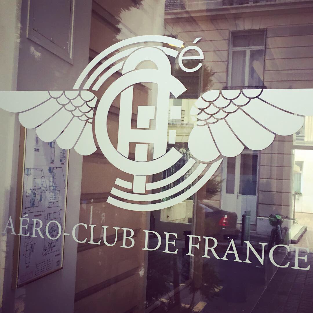 AgenceOzelys's tweet photo. L’hélice du temple de l’#aviation #AéCF 💙
1re réunion du meeting #100ansMAE du #MuseeAirEspace en partenariat avec l’#Aéroclub de France le 29-09-2019.
Belle programmation au sol/en vol digne du centenaire du 1er #musee aero du monde !
#patrimoine #avgeeks #airshow #auxhelices https://t.co/BY4N529GS0