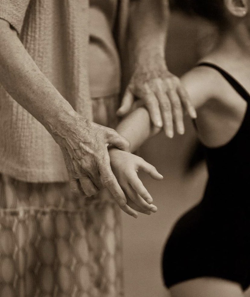 CPYBallet's tweet photo. Over the years, Marcia has shaped the hands of thousands of students. Thank you for sharing your photos, memories and support with us 💜#CPYBstrong
.
.
.
📸 Rosalie O’Connor Photography 
#CPYB #MarciaDaleWeary https://t.co/LT5pM5EMAA
