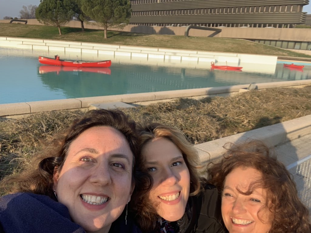 silvi_72's tweet image. Conclusione tour all #innovationpark @GeneraliItalia  casetta benessere e foto di rito!!! Con #storymakerclub #PartnerDiVita