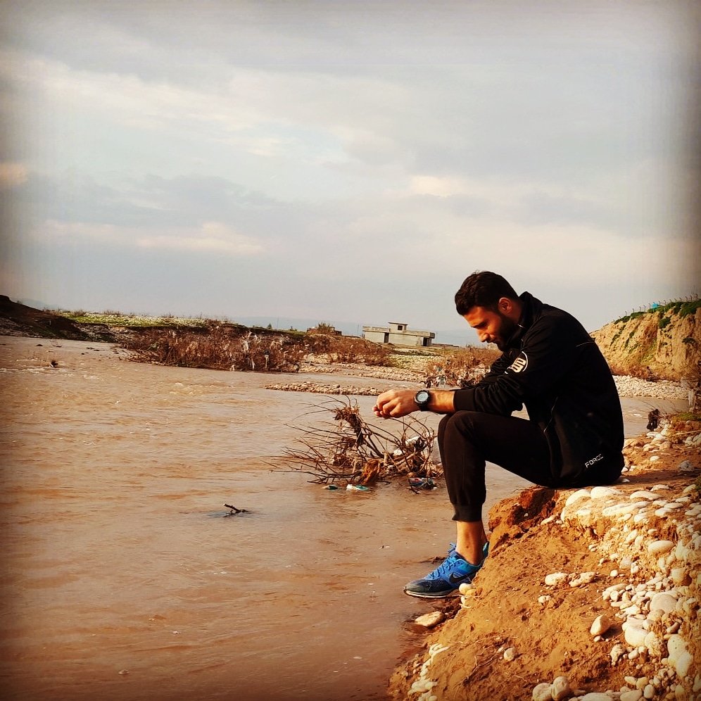 هندێک جار خەیالەکان دەتبەنە دنیایێکی تر ....!😭😟😞
