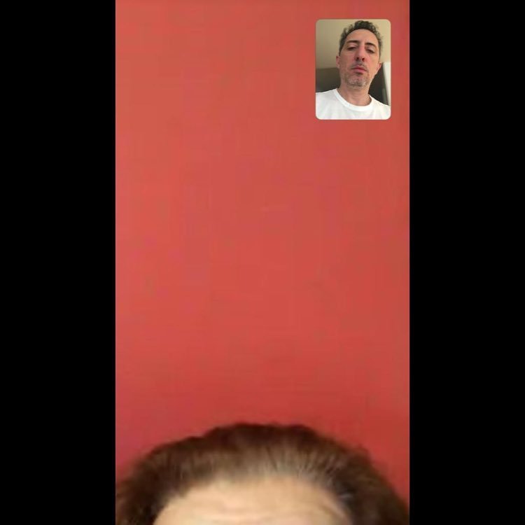 gadelmaleh's tweet photo. Facetime avec ma mère 😂😂😂😂
#lwalida https://t.co/MdhBQShPBU