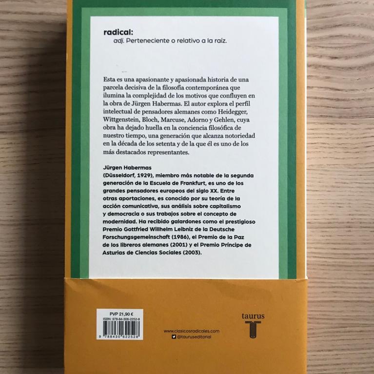 Patricio Pron tweet media