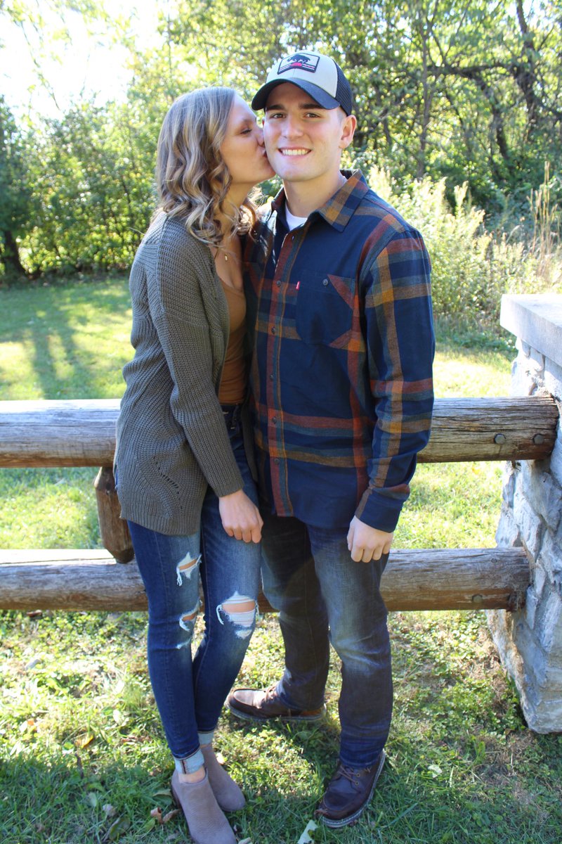 Maddison_Adams1's tweet photo. Yayyayyay!! I get to marry my best friend in 159 days 😍💍 https://t.co/JJuYB1BiBi