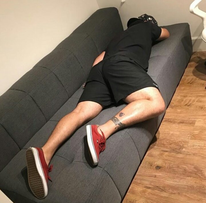 Neto_family's tweet photo. CHEGOU O CARNAVAL E NÓS TÁ COMO,NAQUELE PIQUE!😂💥 https://t.co/8Ql1UzYyYh