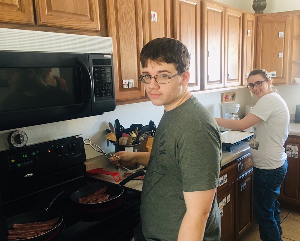 npprojectsearch's tweet photo. Breakfast for lunch! Life skills. We are Project Search! @NPPSHanson @ProjectSEARCHHQ https://t.co/oeM2IKDec1