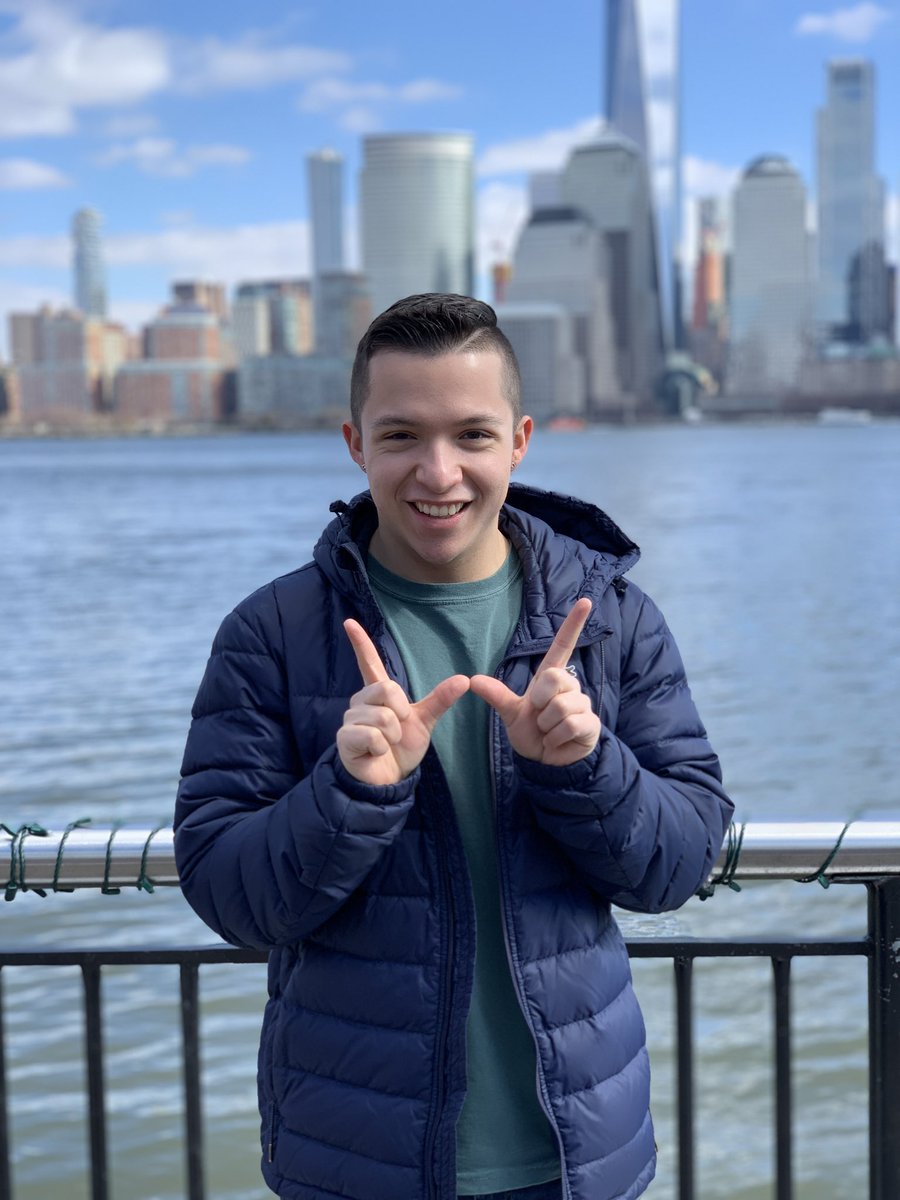 WSA_President's tweet photo. Having a great time volunteering and representing WMU in New York City with @WMUBroncoBreaks @NYCPride https://t.co/XrGux4HdDL