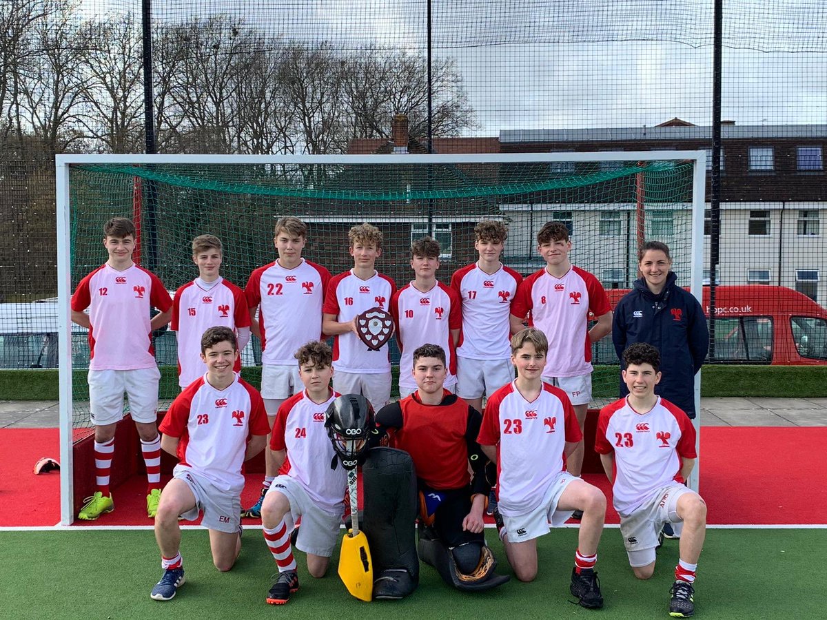 Hurst_Hockey's tweet photo. Brilliant effort from our boys u15 team today to successfully defend the u15 Sussex Cup. Well done lads! #UpAndUpAndUp #AlwaysImproving https://t.co/HSD0Bne390