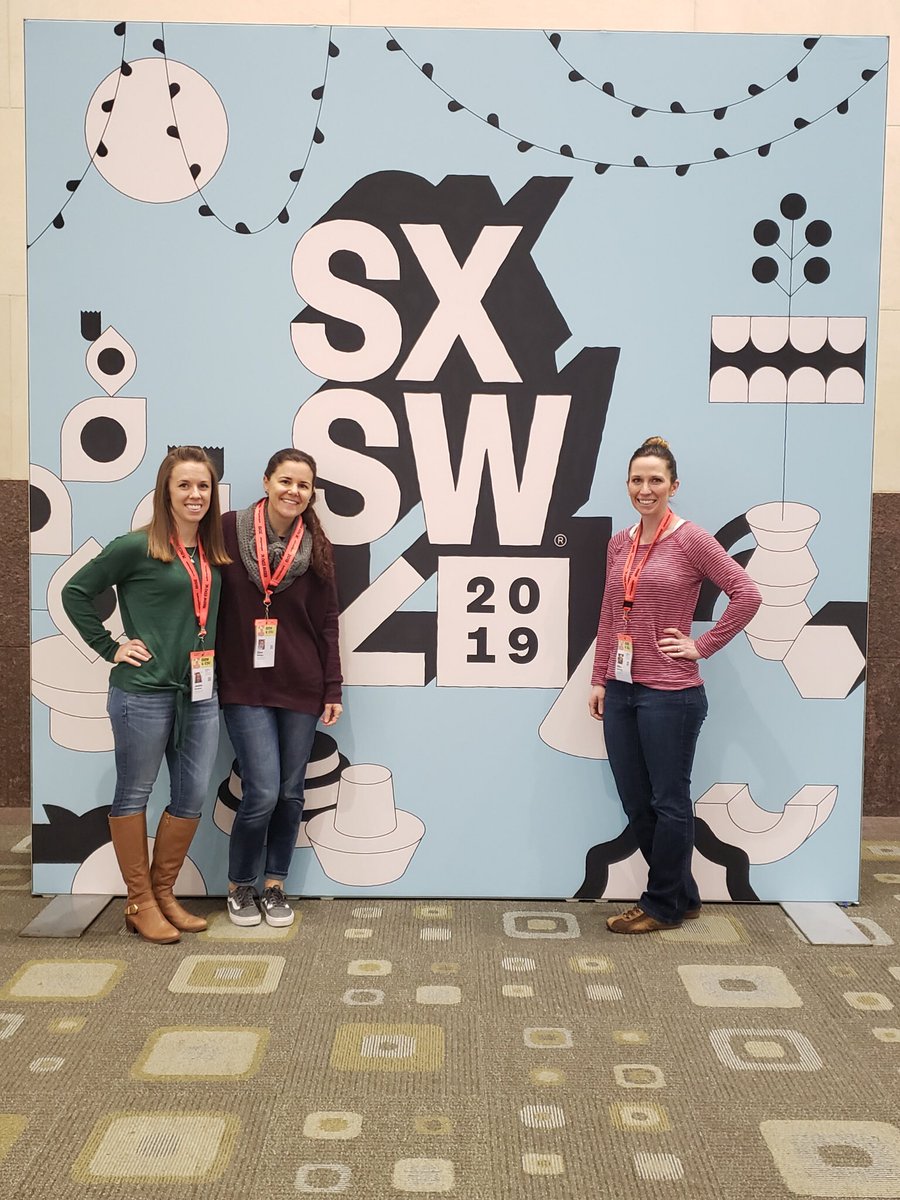 MsStruchen's tweet photo. Day 2 SXSW EDU! We also just met Arthur 😁 #sxswedu2019 #iamdsisd #beDSE https://t.co/JLXagLFVCl