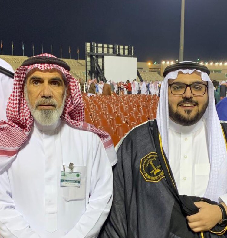 ABOOD2500's tweet photo. اللهم لك الحمد كما ينبغي لجلال وجهك وعظيم سلطانك❤️

خمس سنوات من التحدي والمعرفة في هذا الصرح الشامخ #kfupm https://t.co/1SBLc8Voq1