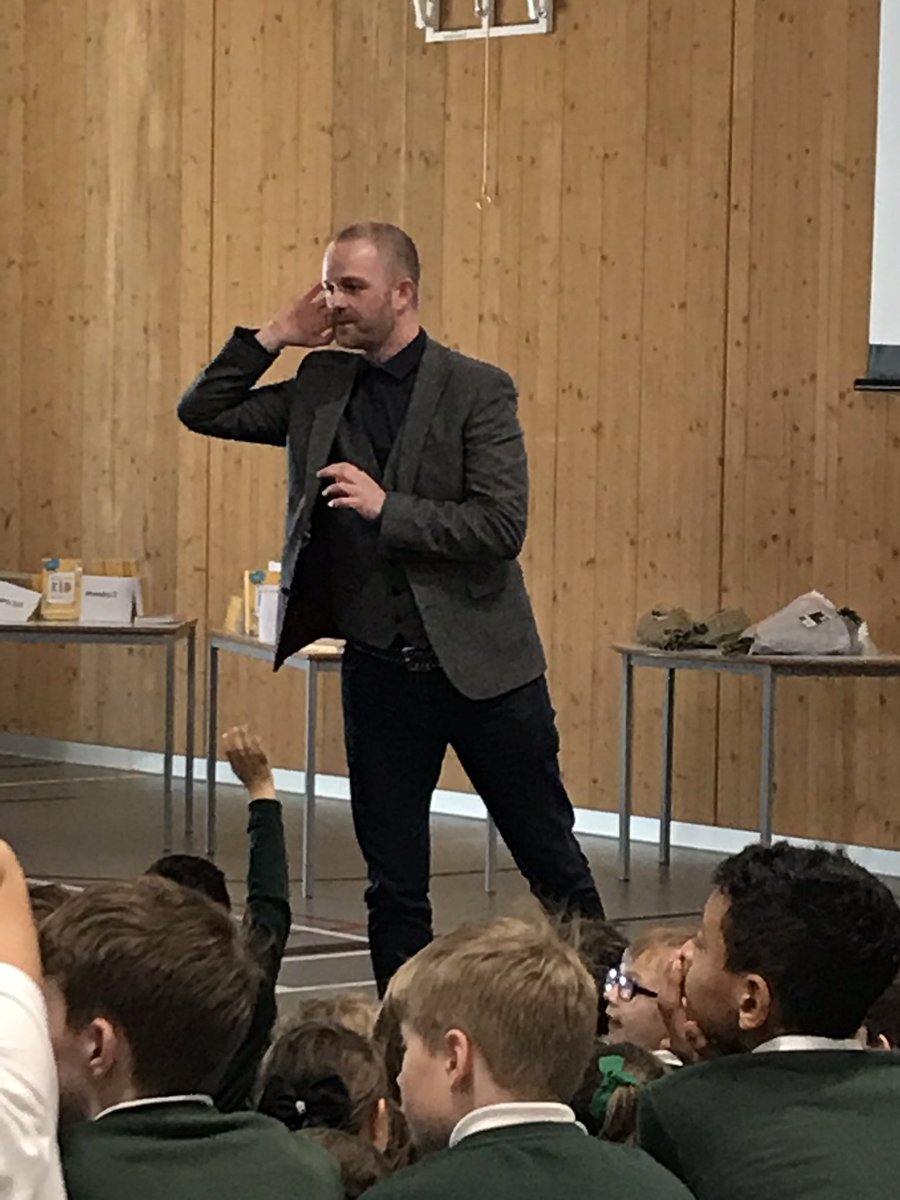 MrsRasmussen17's tweet photo. @Stoneywood_1 @gavinoattes A fantastic afternoon celebrating a love of reading.  Can’t wait to see our library being used at last! #lovetoread https://t.co/qSIn17seLp
