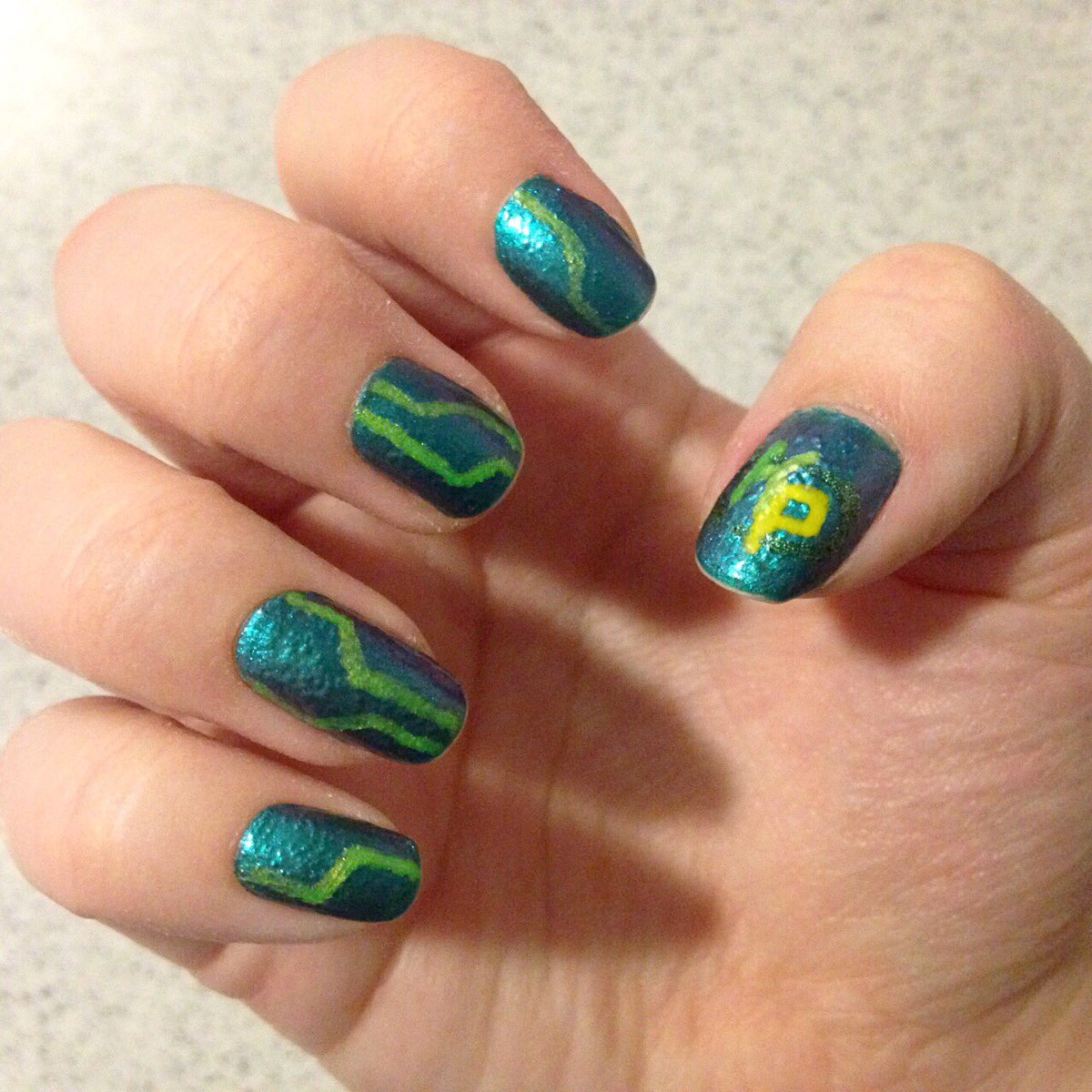 CallMeFangirl24's tweet photo. I’m your basic average girl
And I’m here to save the world
You can’t stop me ‘cause I’m
#KimPossible #nailart
#fandomnails #disney #disneynails https://t.co/TyiJzxb52g
