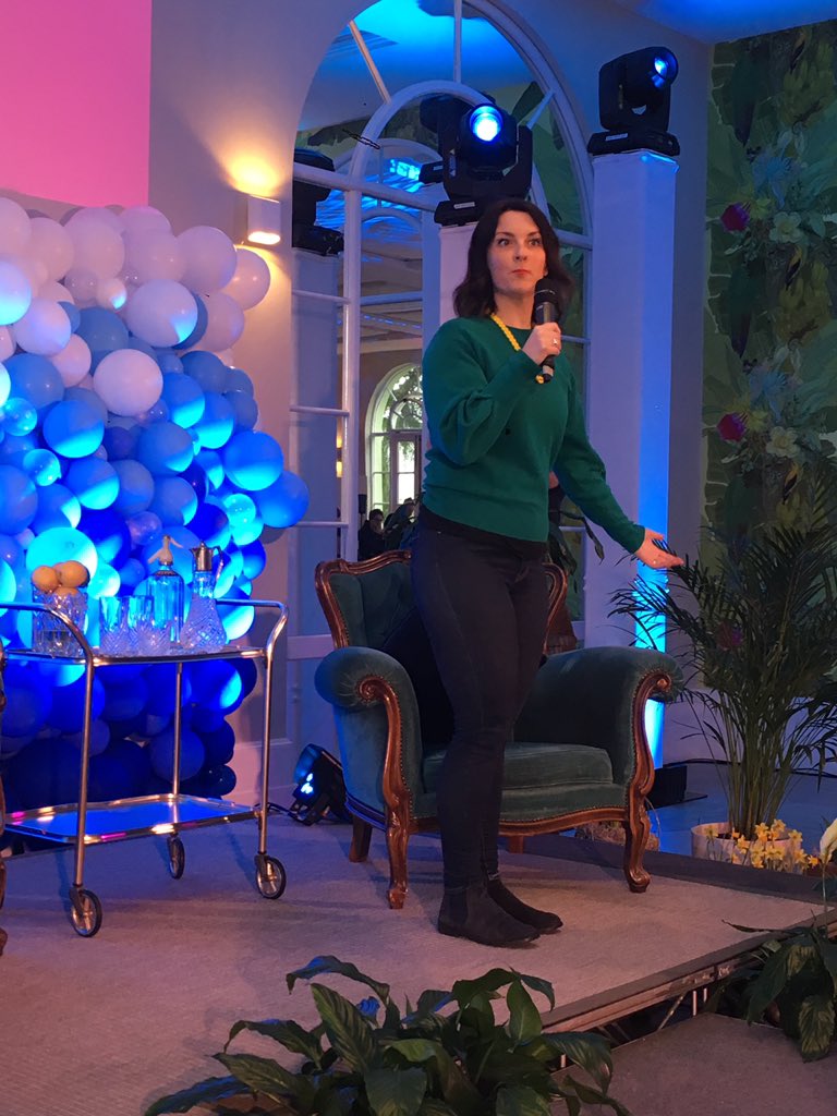 pengennamanor's tweet photo. Was super excited to see Aleisha from @Bridechillapod on the schedule for today @wedmeetupuk and she didn’t disappoint! Another excellent and hilarious talk! #SouthWestWedMeetUp #ladyboner https://t.co/2IzN3OO9xw