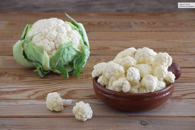 directopaladar's tweet photo. #lomásvisto Cómo cortar una coliflor en floretes fácilmente (sin crear un desastre en la cocina) https://t.co/WrPdtOFjhE https://t.co/LOZWH0UiX7