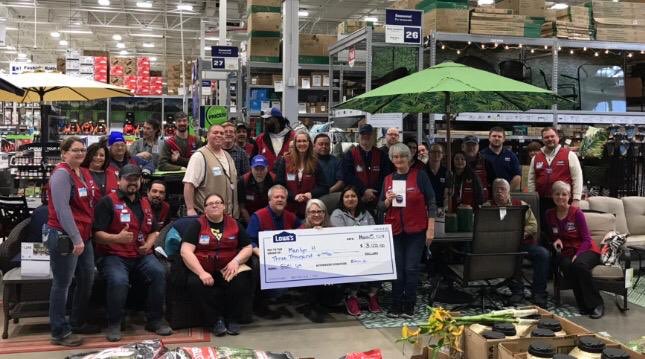 Lisa_QG13's tweet photo. My favorite days are when I get to spend time in our stores and give away money!! Congratulations to Marilyn at #2742 S Pueblo! #redvestsoco #LowesLife @BeccaHrm @MarkMccracken18 @LowesMedia @e_griswold https://t.co/sp4mF6VcGL