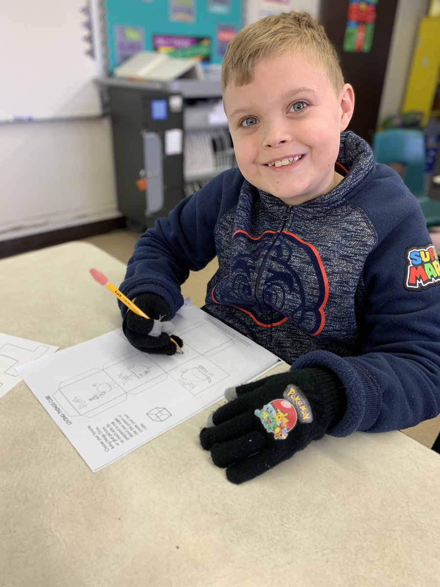 JodieAllex's tweet photo. Student choice today while we finish our Haiku Decks. #THEGT #2ndGradersWorkingHard #FlexibleLearning #BusyBusyBusy https://t.co/vk2dxu6znl