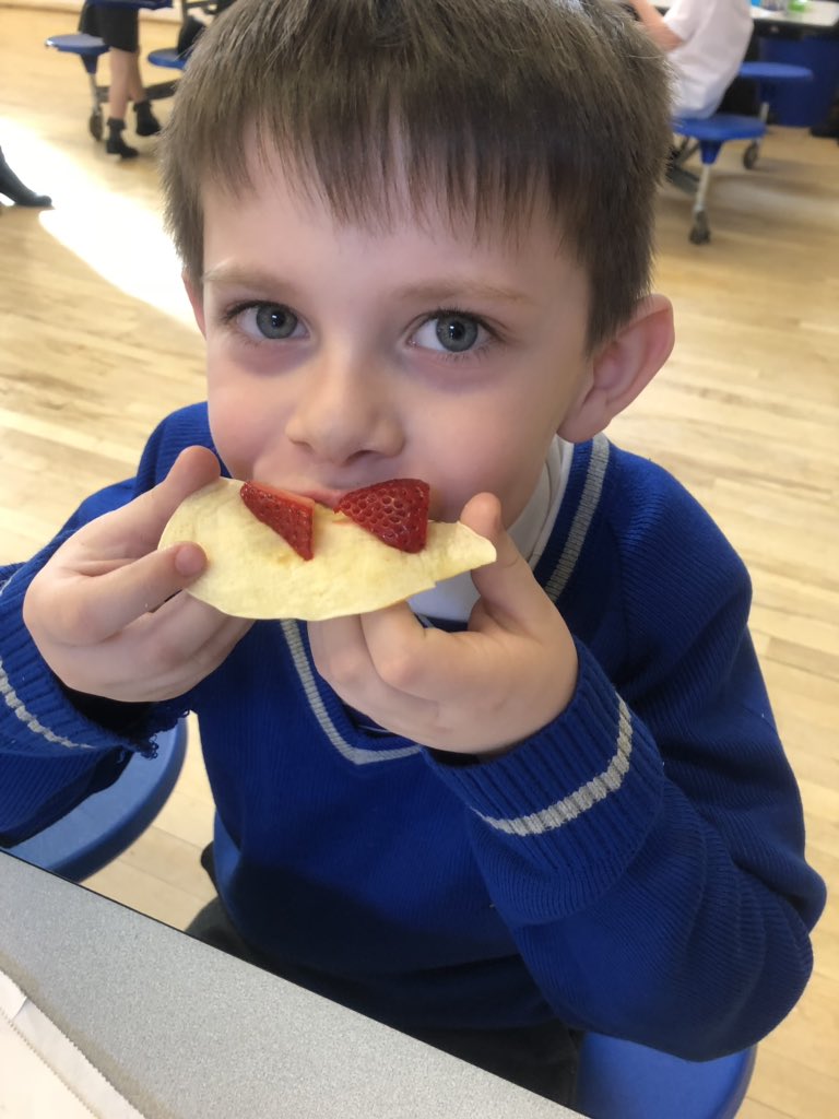 INACTIVEStAl's tweet photo. More pictures of Cardiff enjoying their pancakes today. The children loved eating what they had helped to make! ๐ฅ๐คฉ Tomorrow weโre going to write instructions on how to make a pancake. #Year1 #PancakeDay #PancakeTuesday #RealExperiences #ReasonsToWrite https://t.co/qC1j1fMcDb