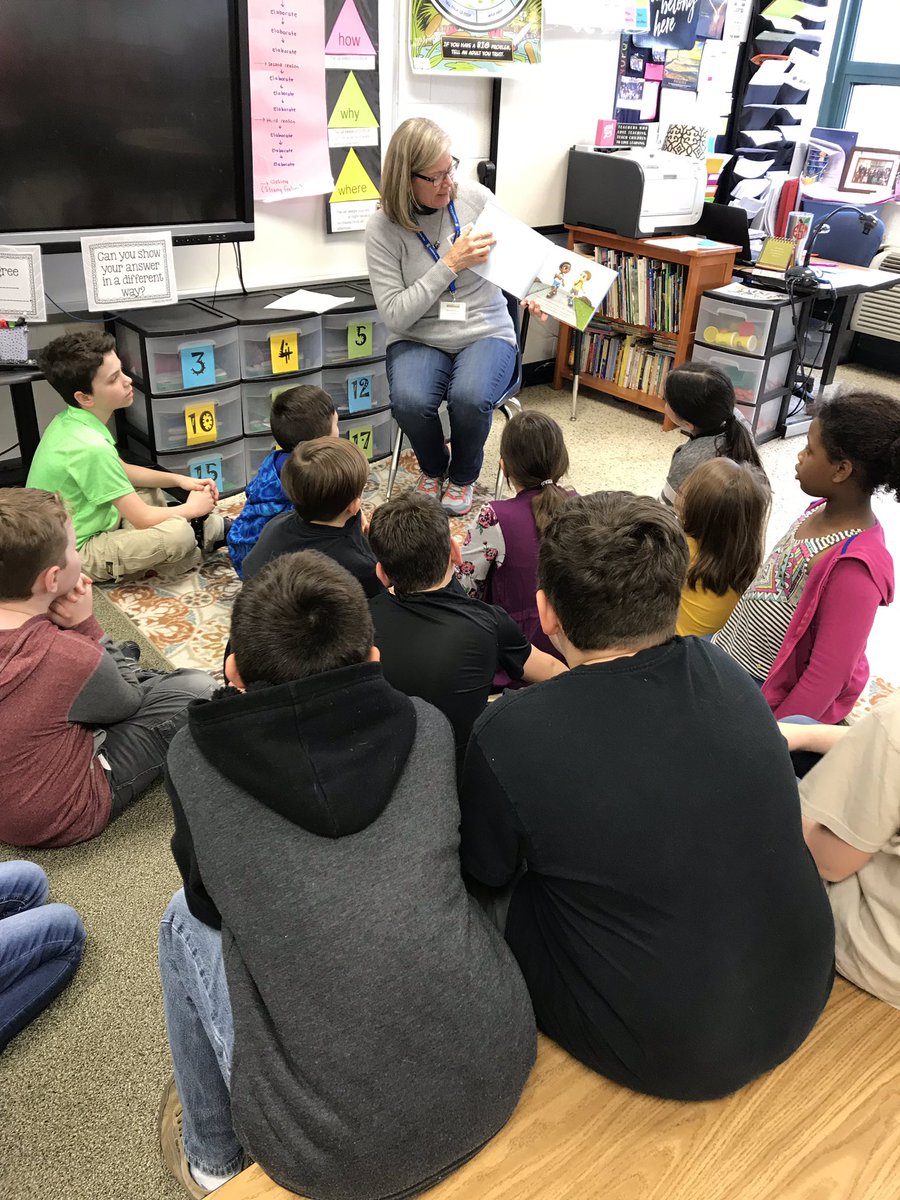Emily_SimmonsME's tweet photo. Reading for the rivers today! So much fun reviewing our content objectives! #futureleaders https://t.co/jeq4bafDwX