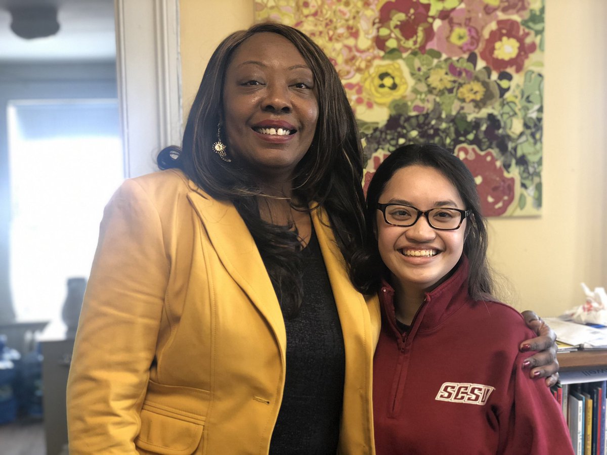 BPEFinc's tweet photo. Its great to see Faith Villegas our director and a respected alumni of @SCSU with one of our students currently attending @SCSU. Having the same alma mater is a great way to start building your network! #TuesdayMotivation #TuesdayThoughts #mentoringmatters #bpef #CT https://t.co/Vme4e4JcqX
