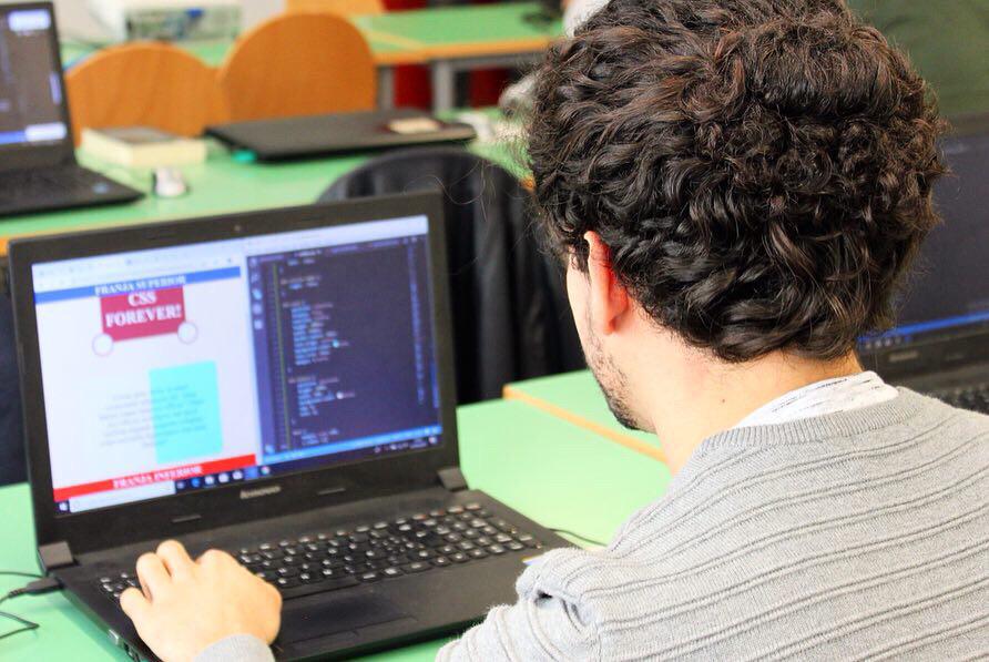 ictyouthemploy's tweet image. * Esta semana estamos creando páginas web con HTML 5, CSS 3 y Bootstrap 4 *
#programador #javascriptlover #programmer #itjobs #empleo #cursos #programacion #programming #work #html #css #bootstrap #learn #womenintech