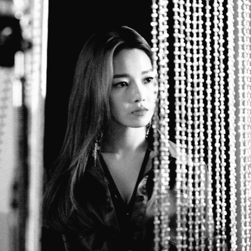 queen_somin's tweet photo. 𝕋𝕙𝕖 𝕞𝕠𝕤𝕥 𝕡𝕣𝕖𝕔𝕚𝕠𝕦𝕤 𝕘𝕚𝕣𝕝 𝕚𝕟 𝕥𝕙𝕖 𝕨𝕠𝕣𝕝𝕕

#소민 #전소민 #KARD #Somin #카드 @KARD_Official https://t.co/FVpXzE1cFv