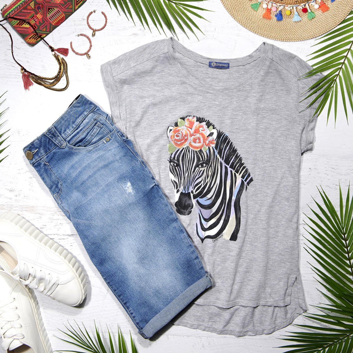DemocracyJeans's tweet photo. Take a walk on the wild side in our zebra 🦓 print tee and denim bermuda shorts! #springmusthave #democracydenim #democracyclothing *
*
*
*
*
#absolutionjeans #fitforeverycurve #curveequality #flatlyfashion #flatlaystyle #flatlay #animalprint #zebraprint #springstyle https://t.co/sckCTq9BYf