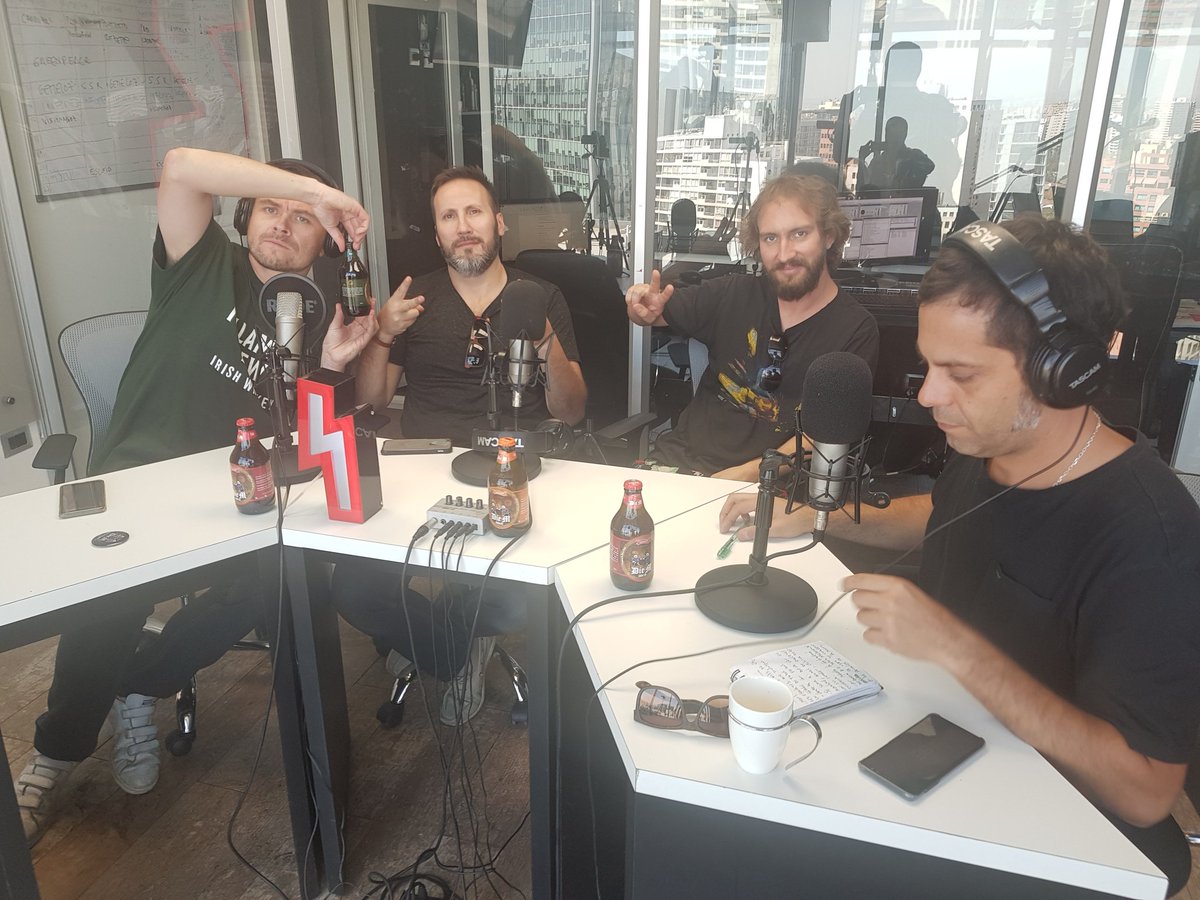 Al aire #SomosSoloRuido !!!!! <a href="/ItaloFranzani/">Italo Franzani Aceitón</a> <a href="/ireyk/">Ignacio Rey Keim</a> Con <a href="/DrVena/">Dr.Vena</a>