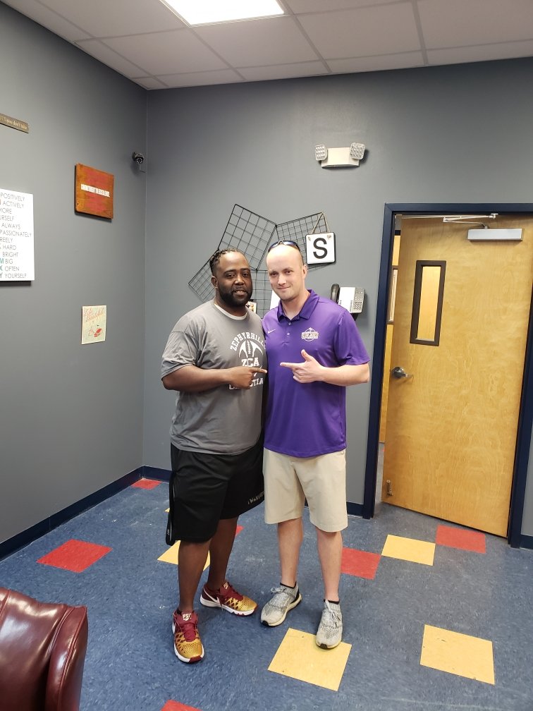 Coach__spence11's tweet photo. Thank you @DCFBJackets and Coach @DCCoachStarkey for stopping by @WarriorsFBZca today.
Zephyrhills Christian Academy 
@ZCA_FB4 @kingg_jacoby @jordanglo300 @xavierbontemps https://t.co/thpavRGn2h