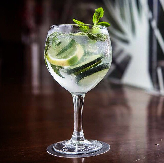 Prueba la coctelería original y divertida que tiene #ChinaGrill para disfrutar de una tarde increíble. 🍹🥒 ‘Ginebra con menta y pepino’. 

Reserva al: 52638887

#Polanco #CDMX #MexicoCity #food #foodies #ChinaGrill #ComidaFusión #drinks